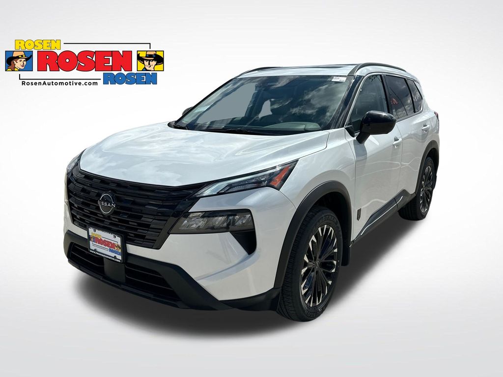 2026 Nissan Rogue Dark Armor AWD's photo