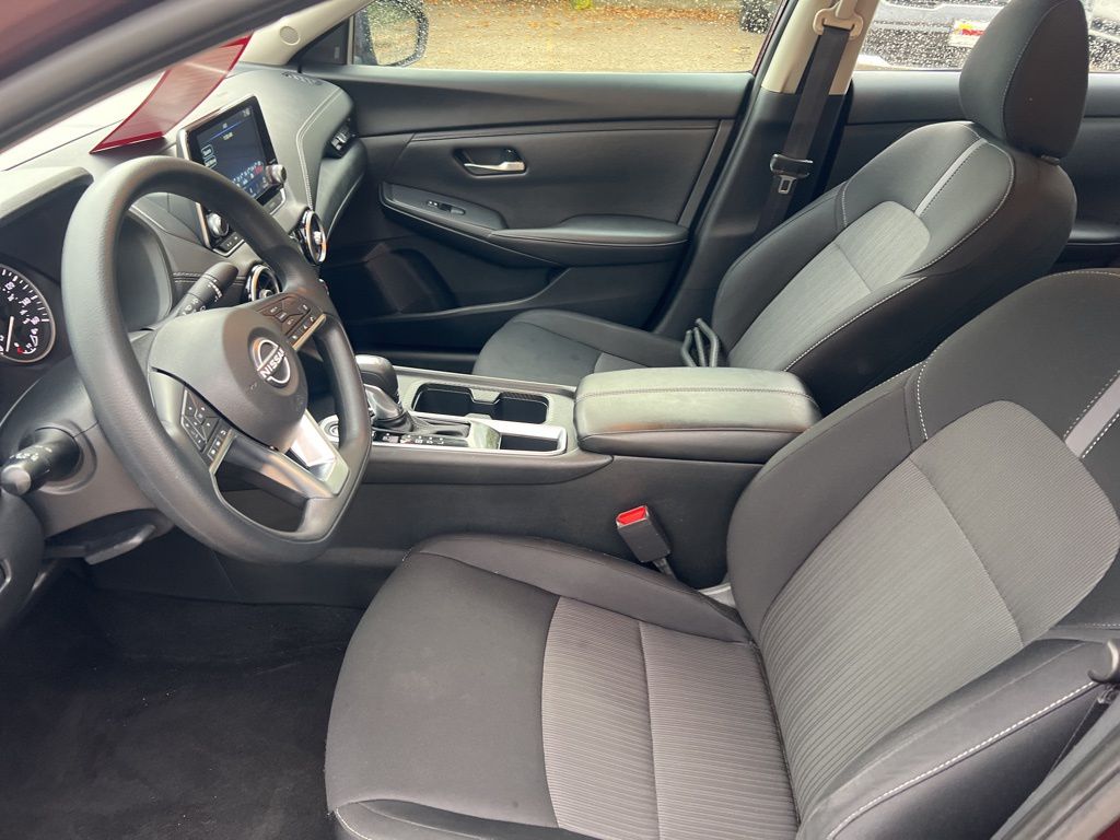 2024 Nissan Sentra SV photo 4