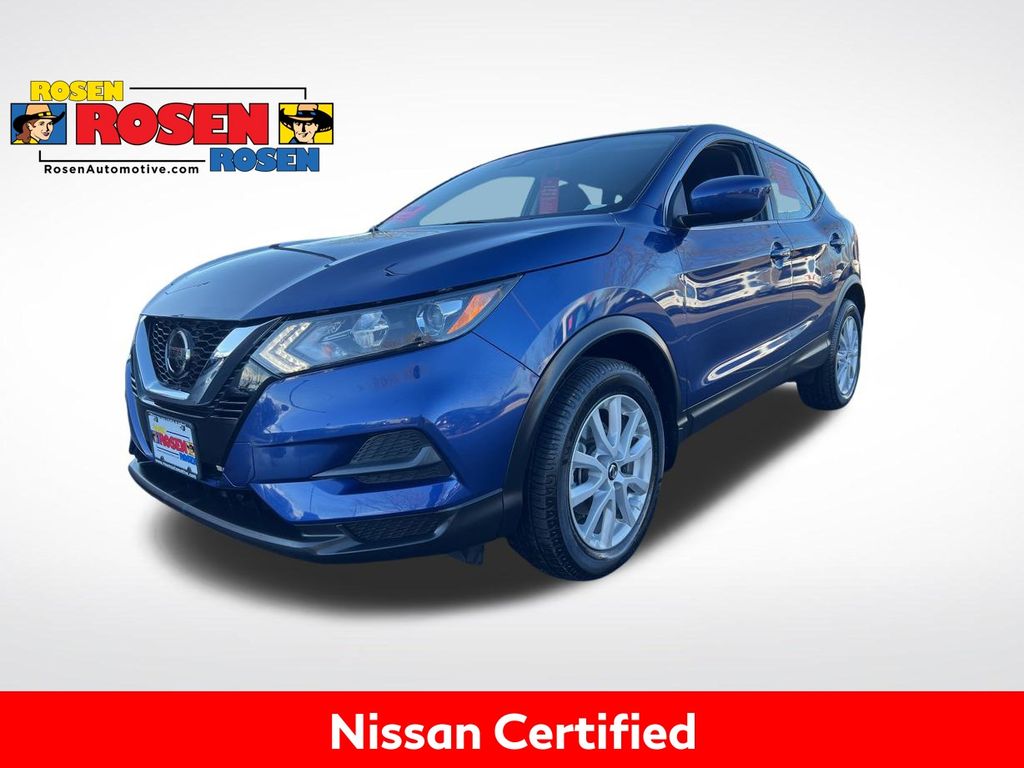 2021 Nissan Rogue Sport S's photo