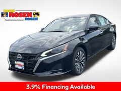 2025 Nissan Altima SV Sedan