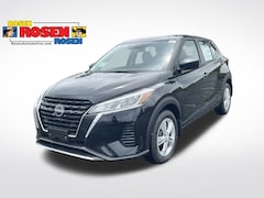 2025 Nissan Kicks Play S SUV