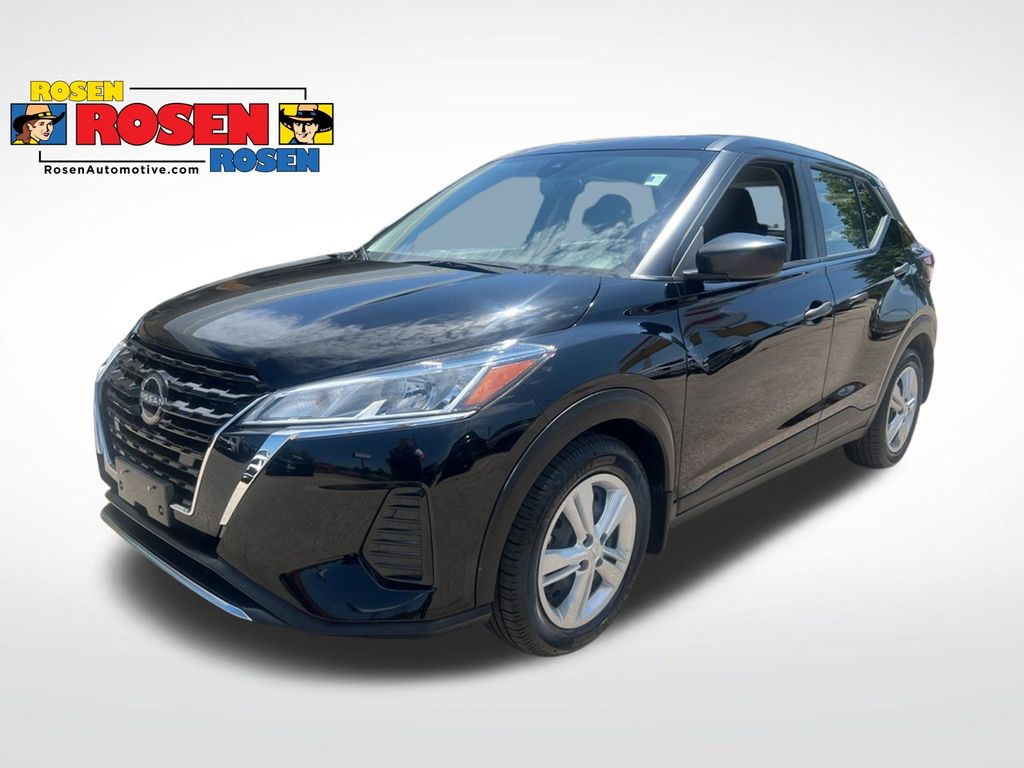 2022 Nissan Kicks 1.6 S's photo