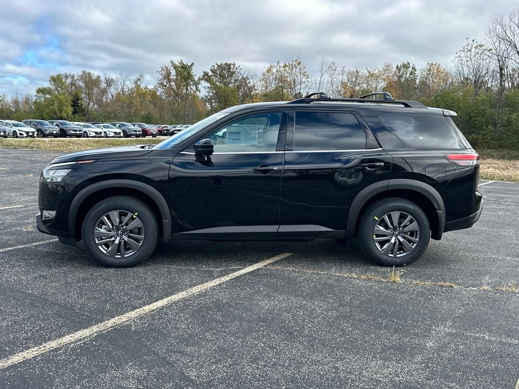 New 2025 Nissan Pathfinder SV SUV
