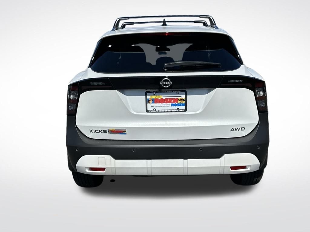 New 2026 Nissan Kicks SV SUV