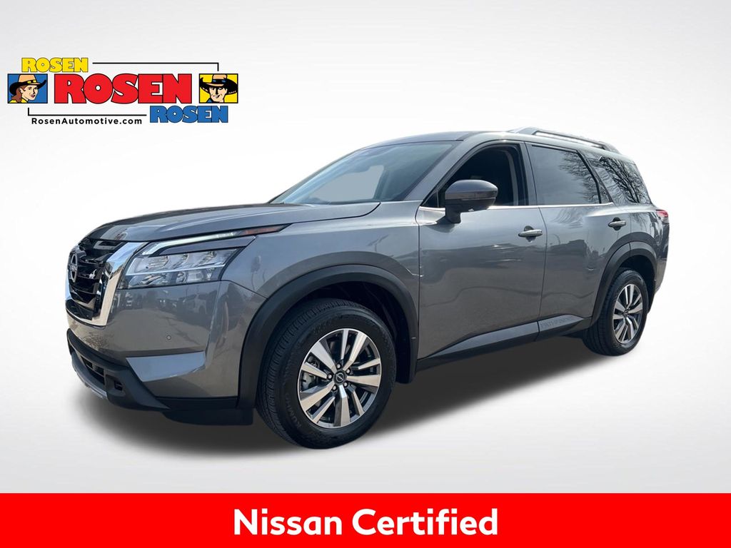 2024 Nissan Pathfinder SL 4WD's photo