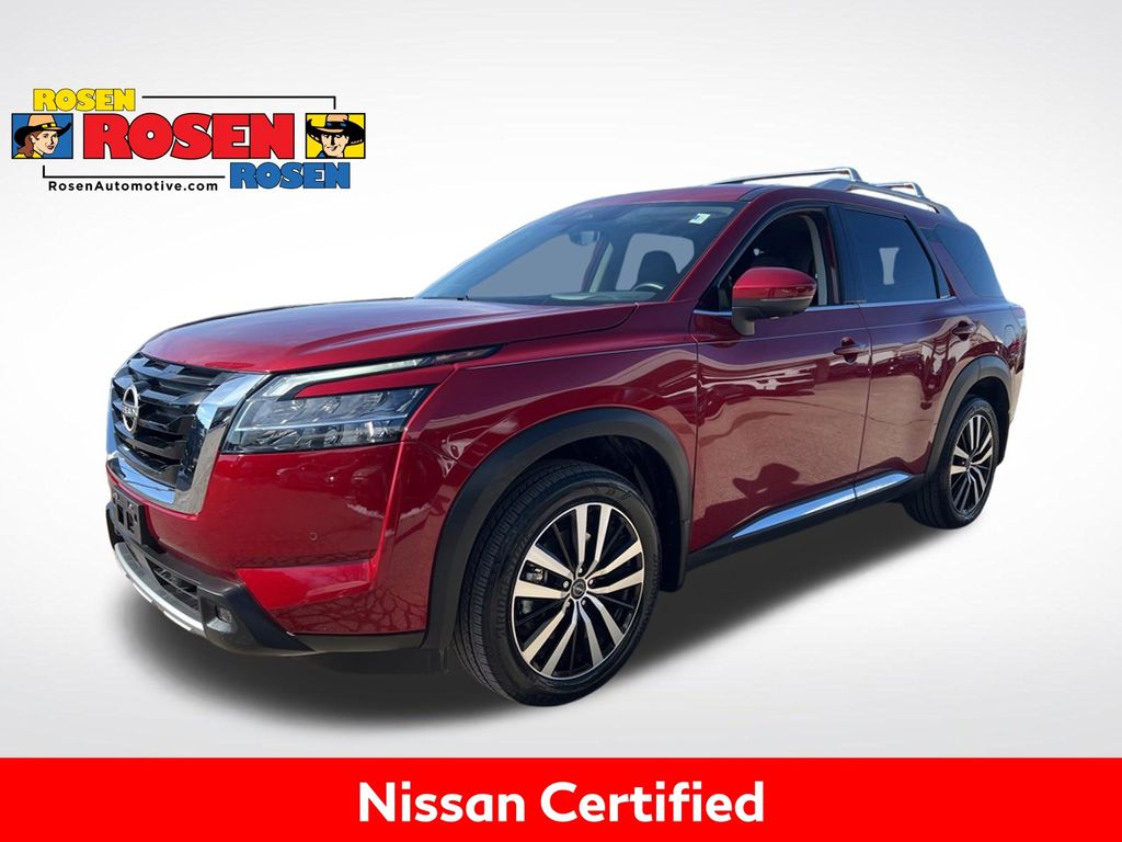 2024 Nissan Pathfinder Platinum 4WD's photo