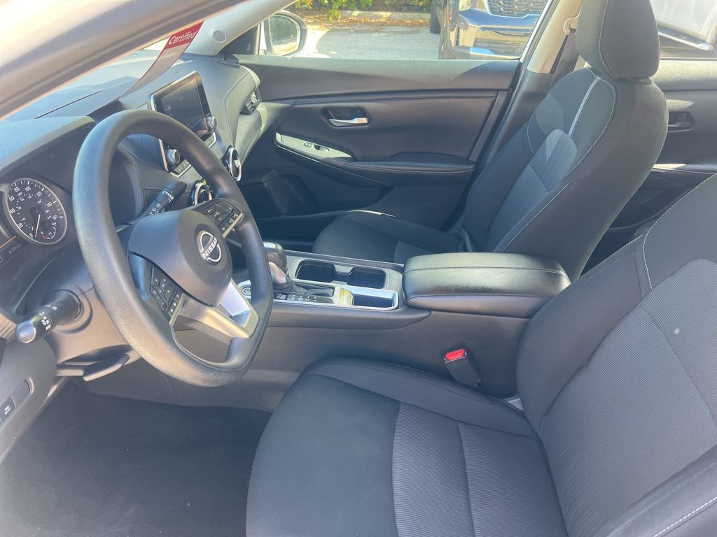 2024 Nissan Sentra SV photo 4