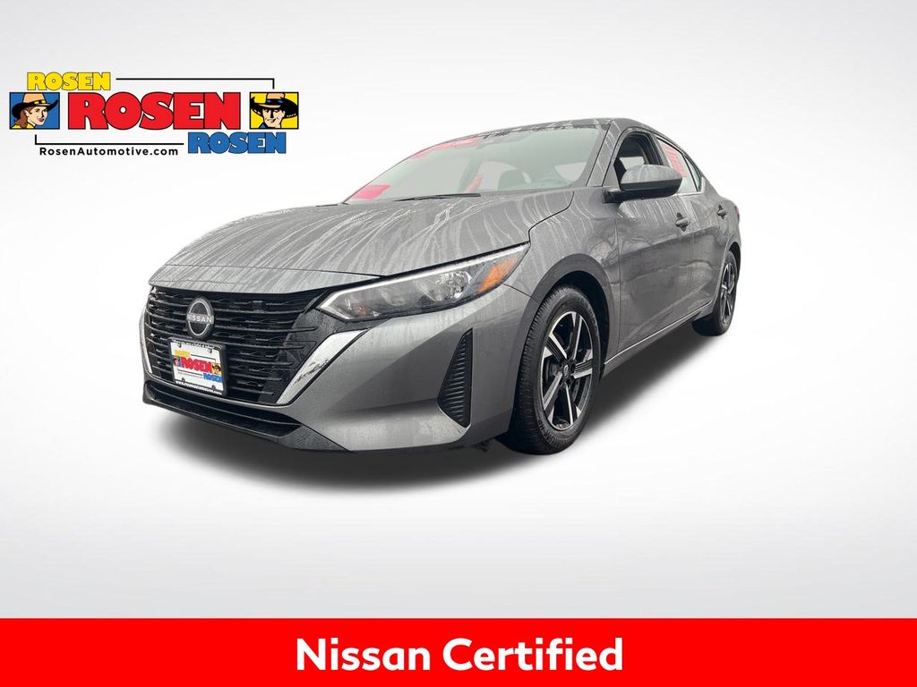 2024 Nissan Sentra SV's photo