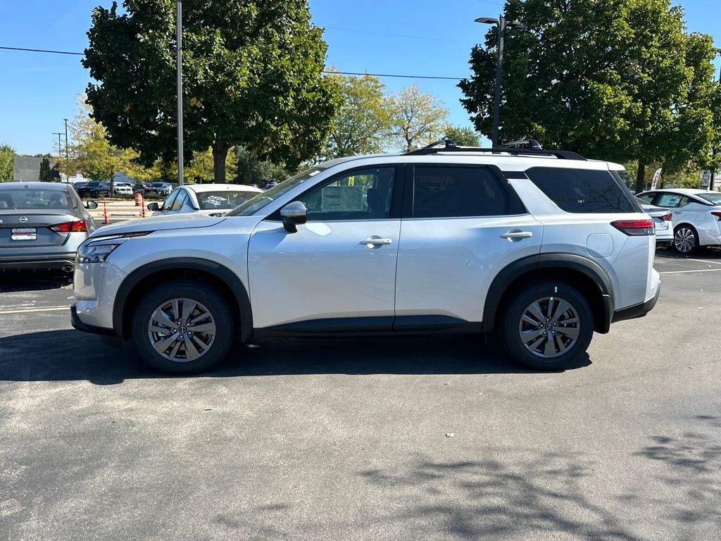 New 2025 Nissan Pathfinder SV SUV