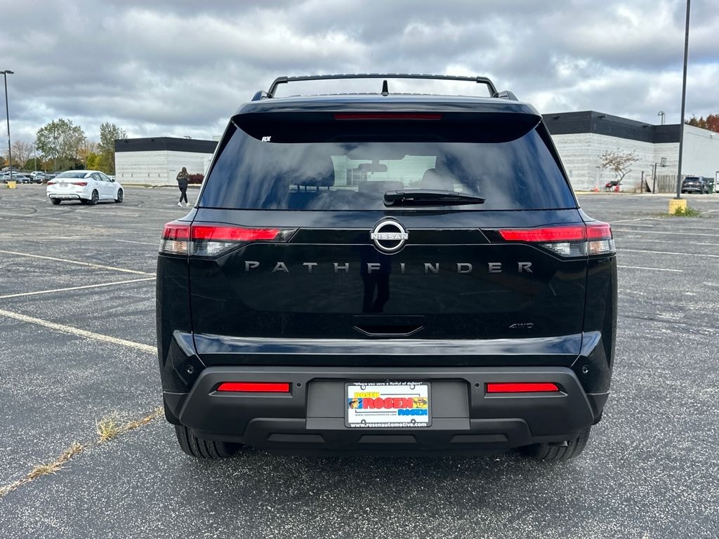 New 2025 Nissan Pathfinder SV SUV