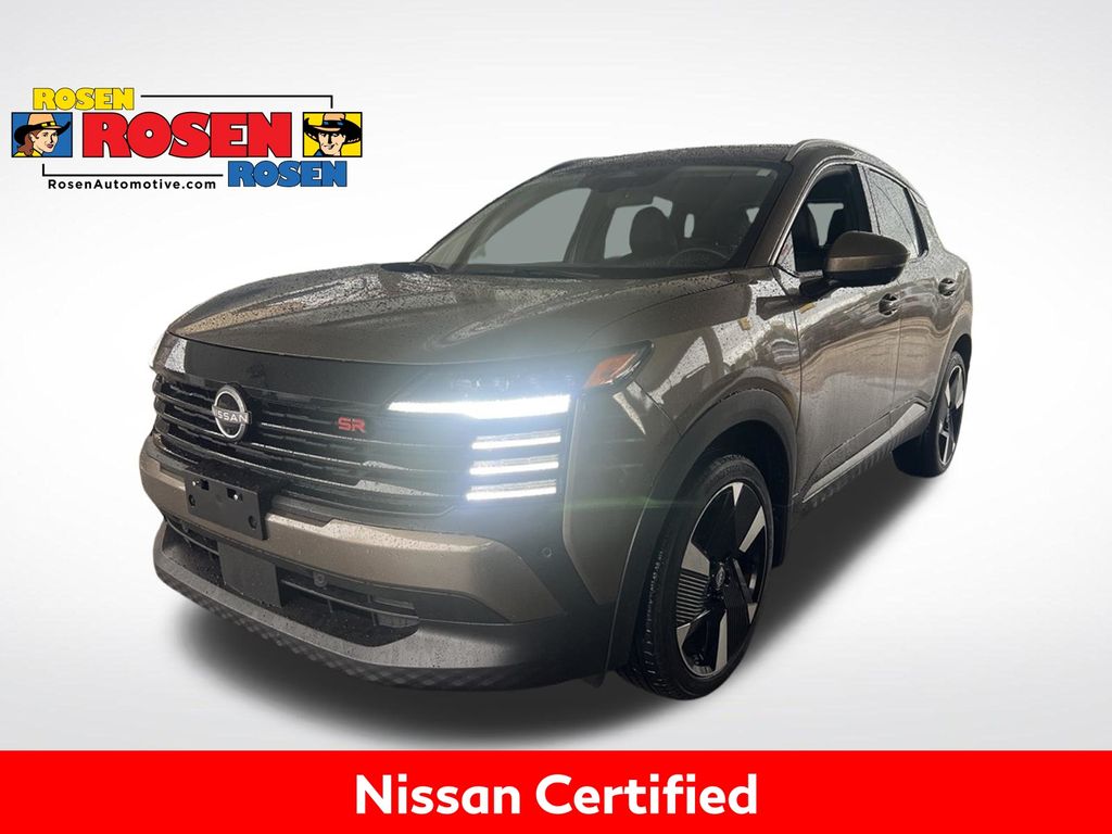 2025 Nissan Kicks 2.0 SR AWD's photo