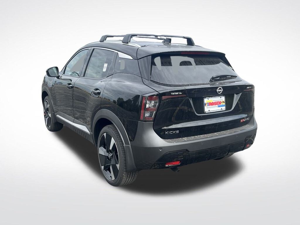New 2026 Nissan Kicks SR SUV