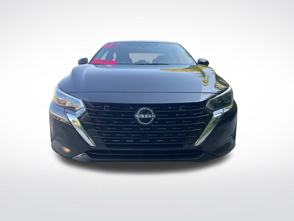 2024 Nissan Sentra SV photo 2