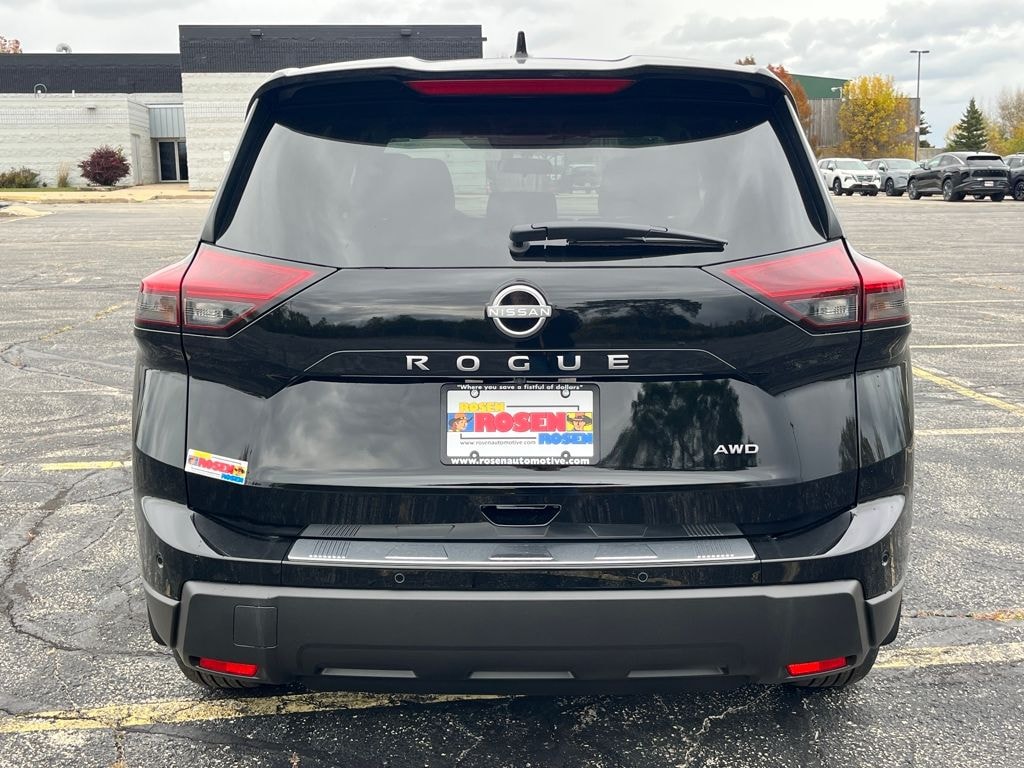 New 2026 Nissan Rogue SV SUV