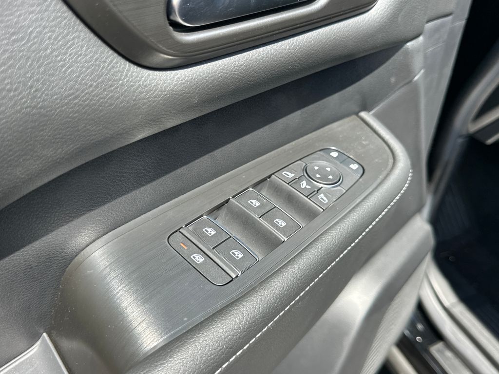 2026 Nissan Armada PRO-4X - Photo 11