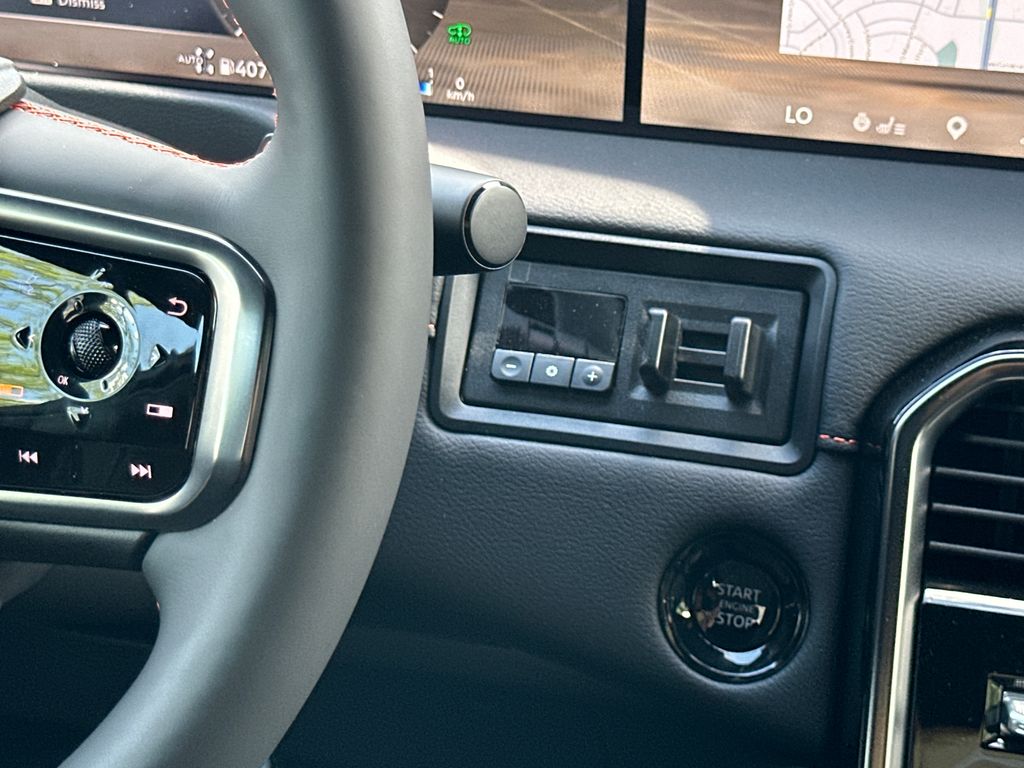 2026 Nissan Armada PRO-4X - Photo 27