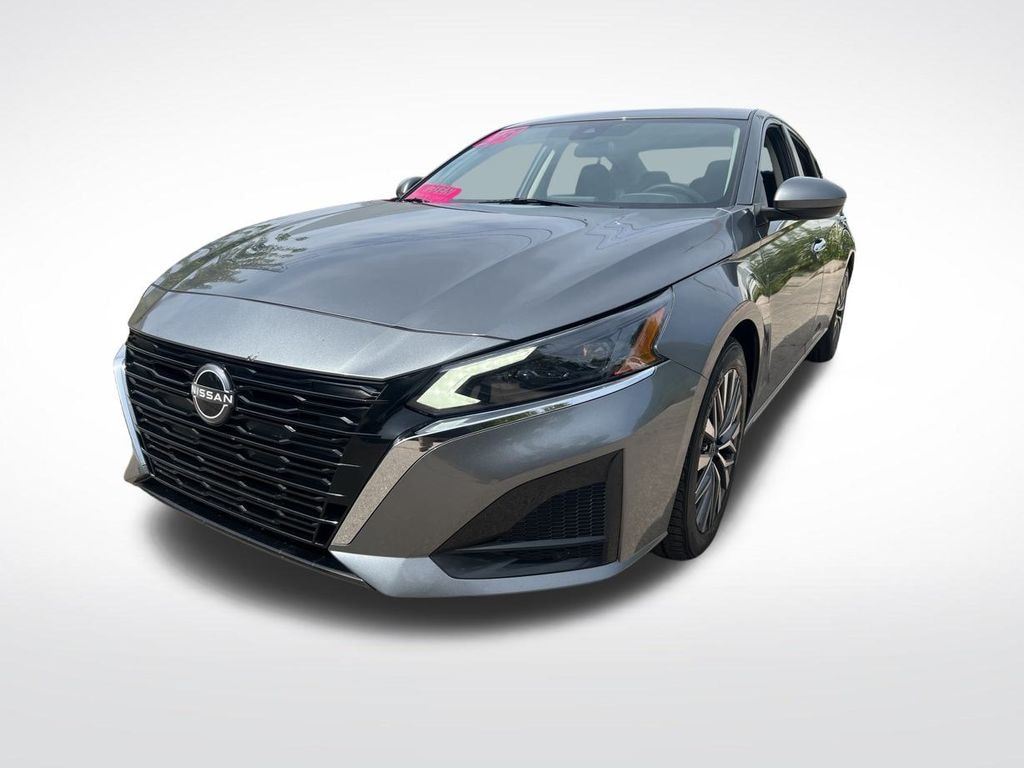 Certified 2023 Nissan Altima 2.5 SV Sedan