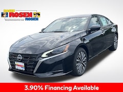 2025 Nissan Altima SV Sedan