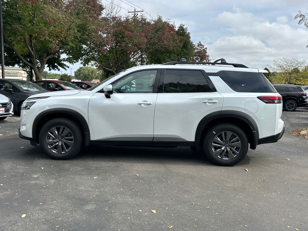New 2025 Nissan Pathfinder SV SUV