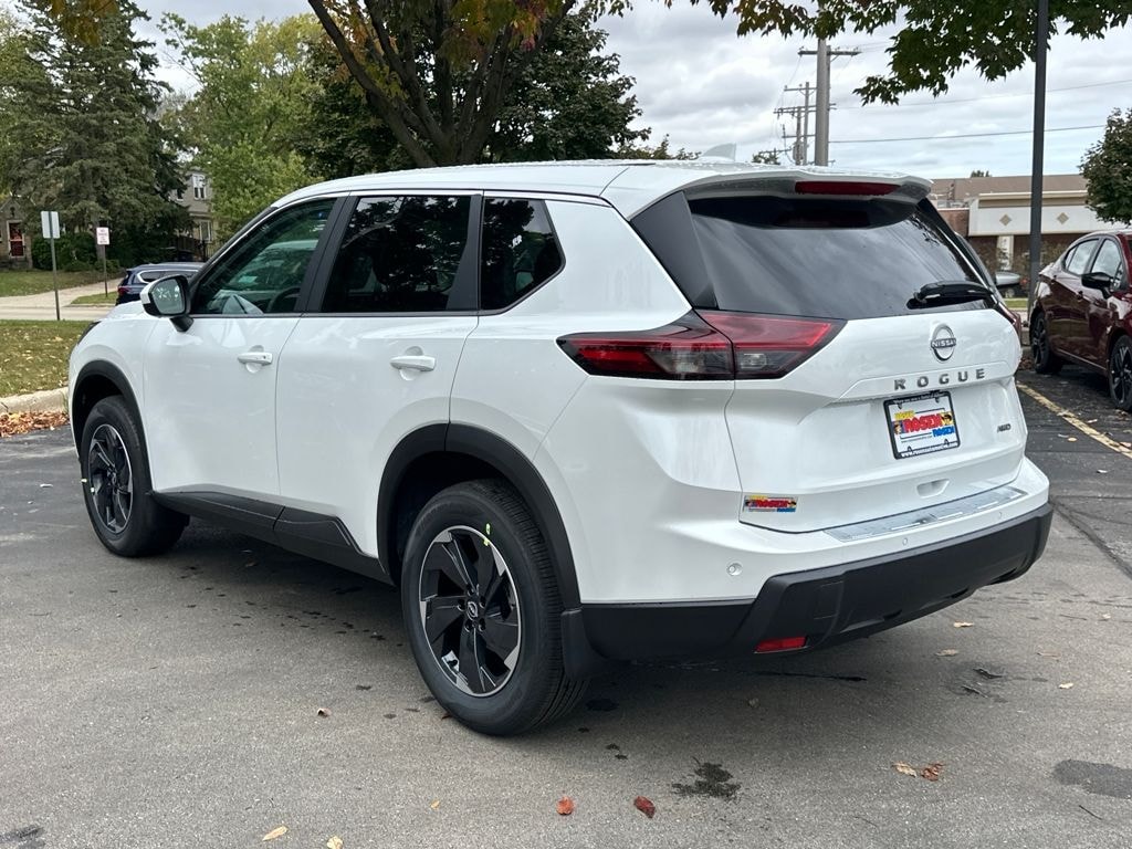 New 2026 Nissan Rogue SV SUV