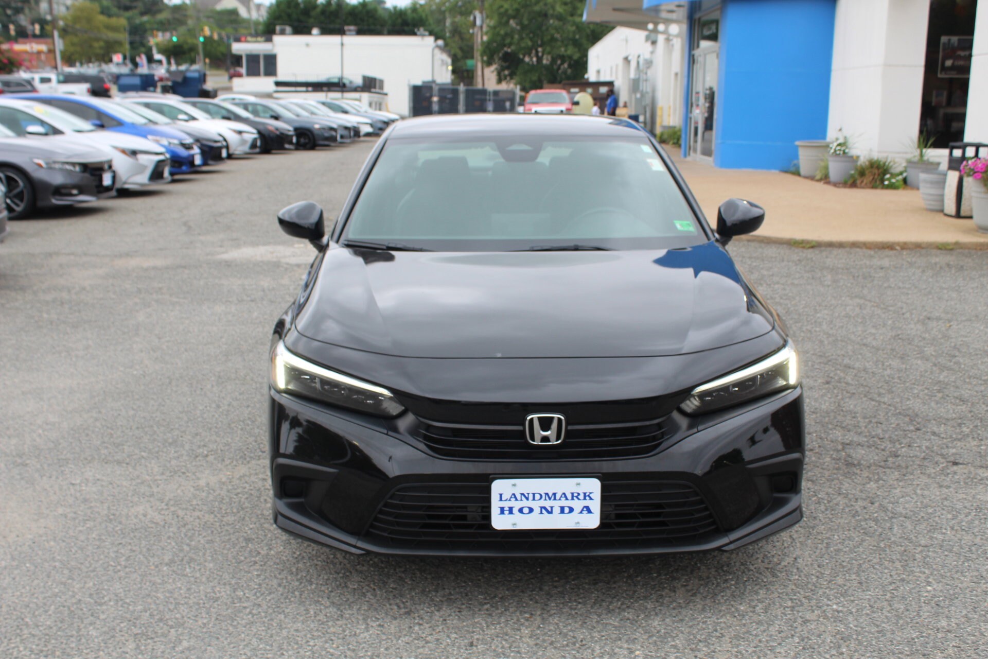 2022 Honda Civic Sport photo 2