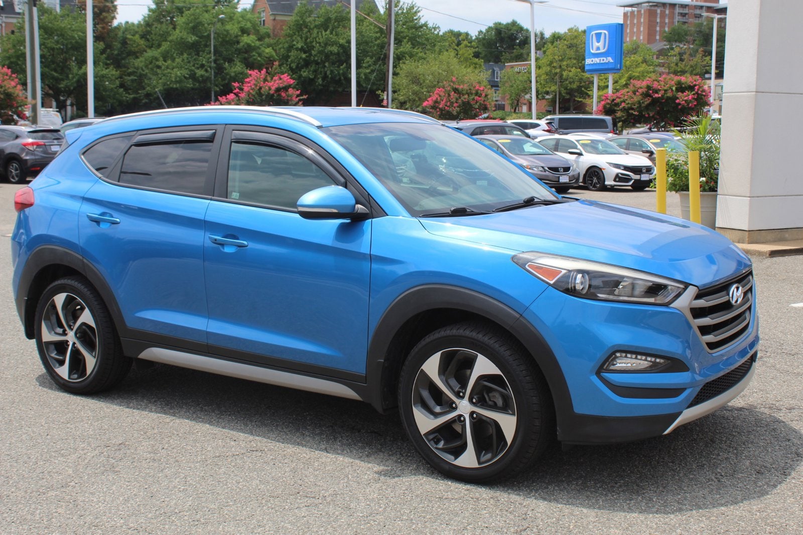 Used 2017 Hyundai Tucson Sport with VIN KM8J3CA28HU313455 for sale in Alexandria, VA