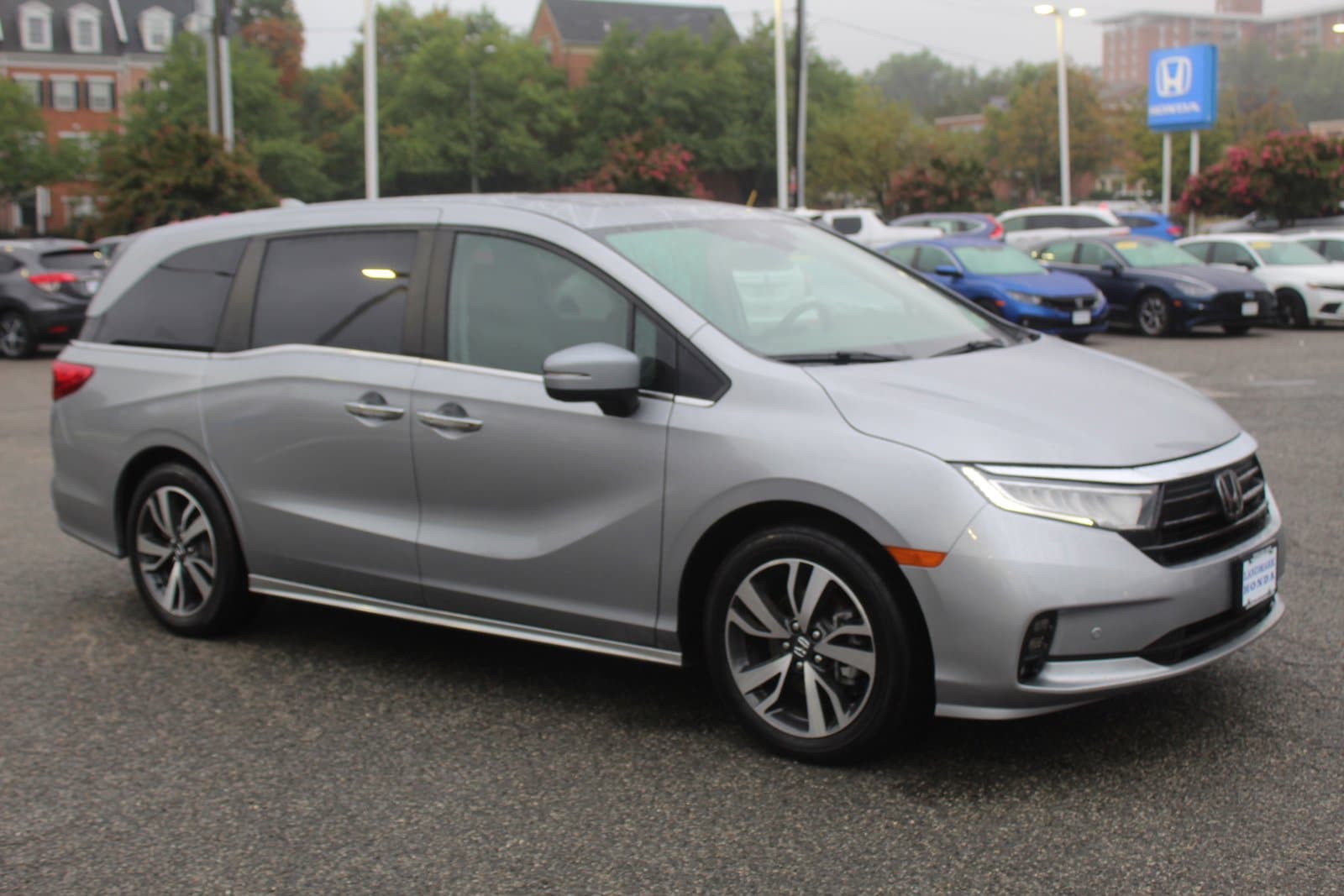 Certified 2024 Honda Odyssey Touring with VIN 5FNRL6H81RB000860 for sale in Alexandria, VA