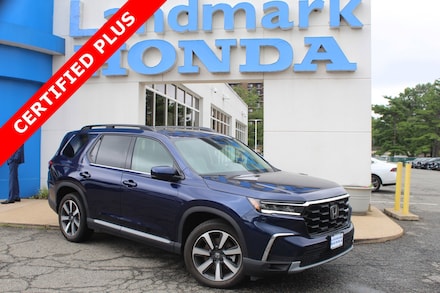 2025 Honda Pilot Touring SUV