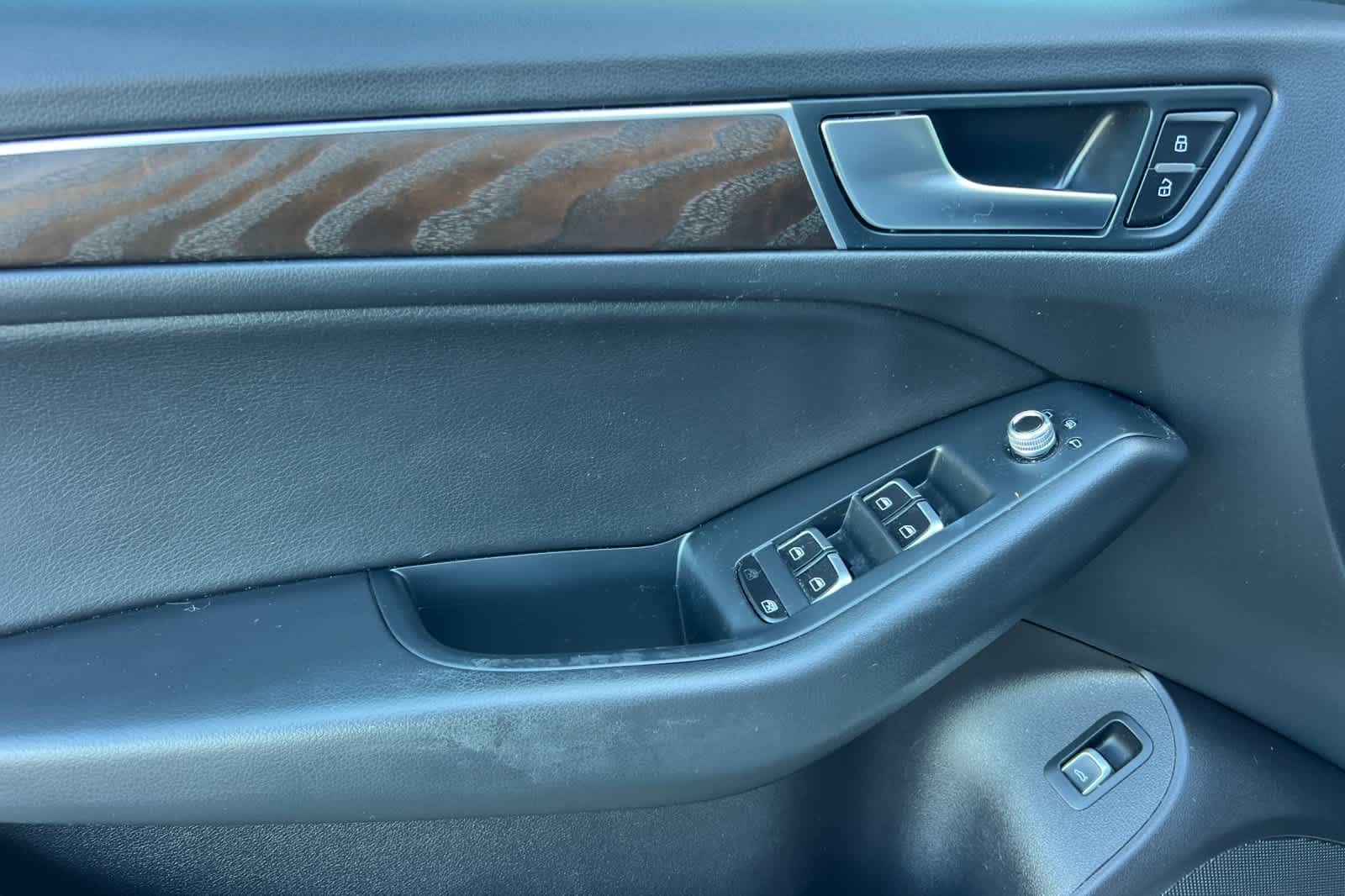 Thumbnail: 2016 Audi Q5 - 12