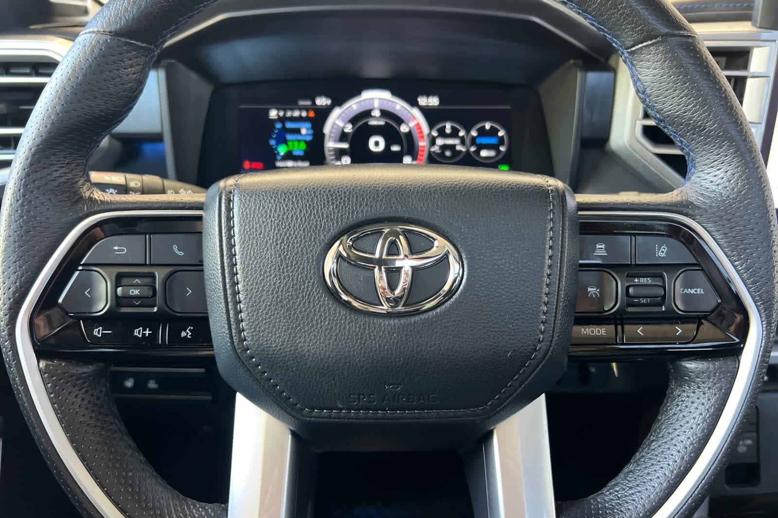Thumbnail: 2023 Toyota Sequoia - 27