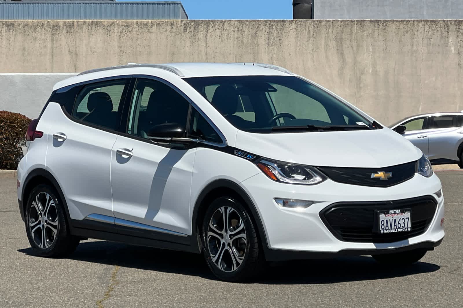 Thumbnail: 2017 Chevrolet Bolt EV - 5