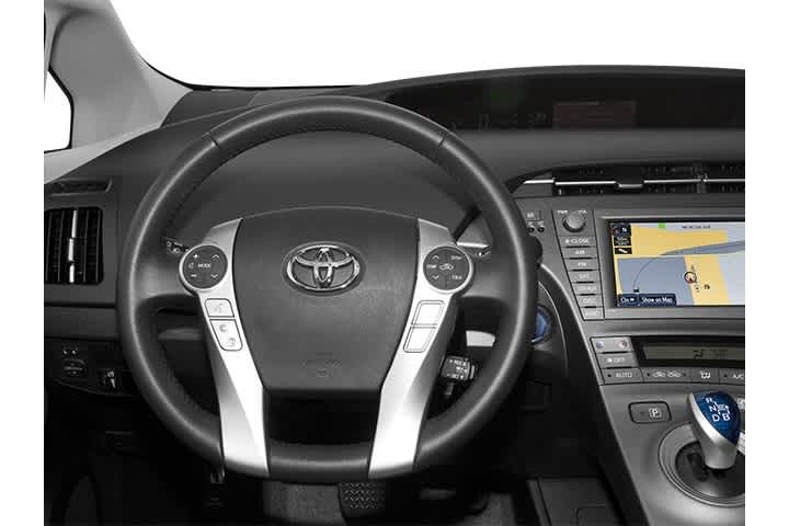 2013 Toyota Prius Three 5