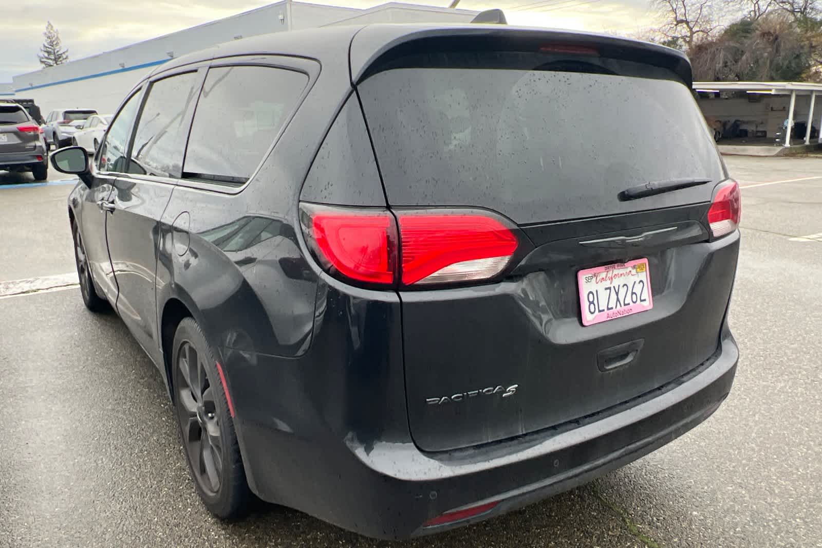Thumbnail: 2019 Chrysler Pacifica - 4