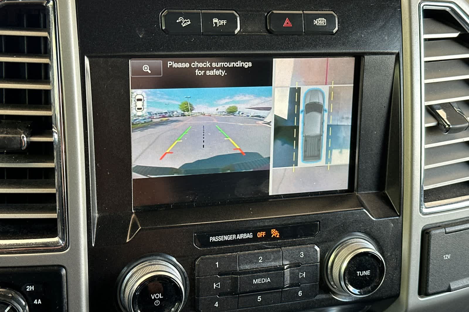 Thumbnail: 2015 Ford F-150 - 20