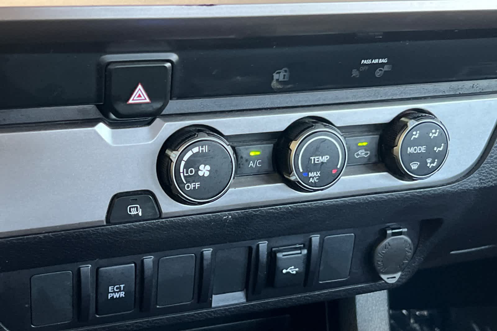 Thumbnail: 2023 Toyota Tacoma - 20