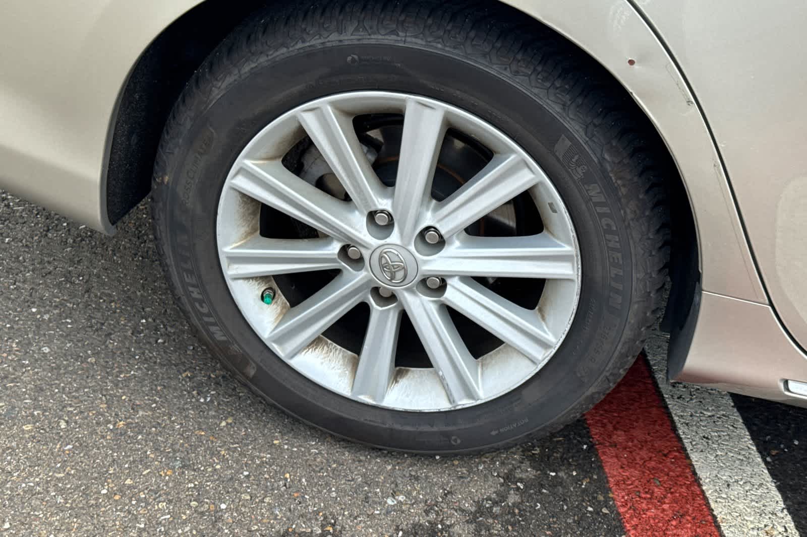 Thumbnail: 2013 Toyota Camry - 14