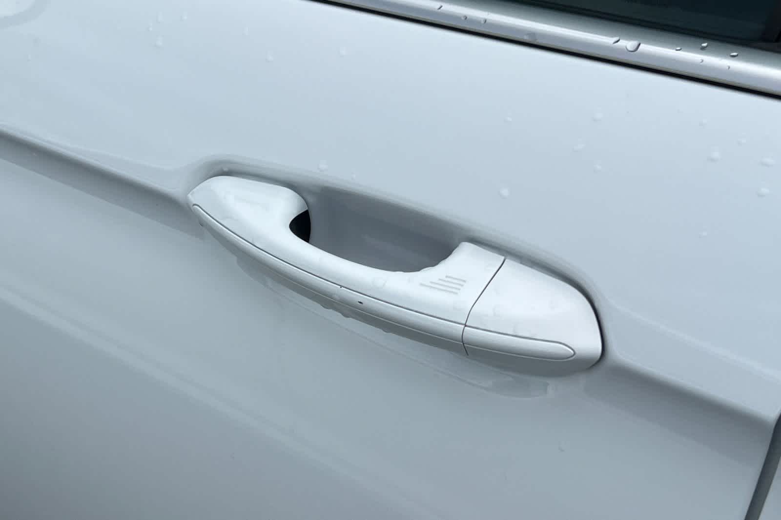 Thumbnail: 2020 Ford Edge - 19