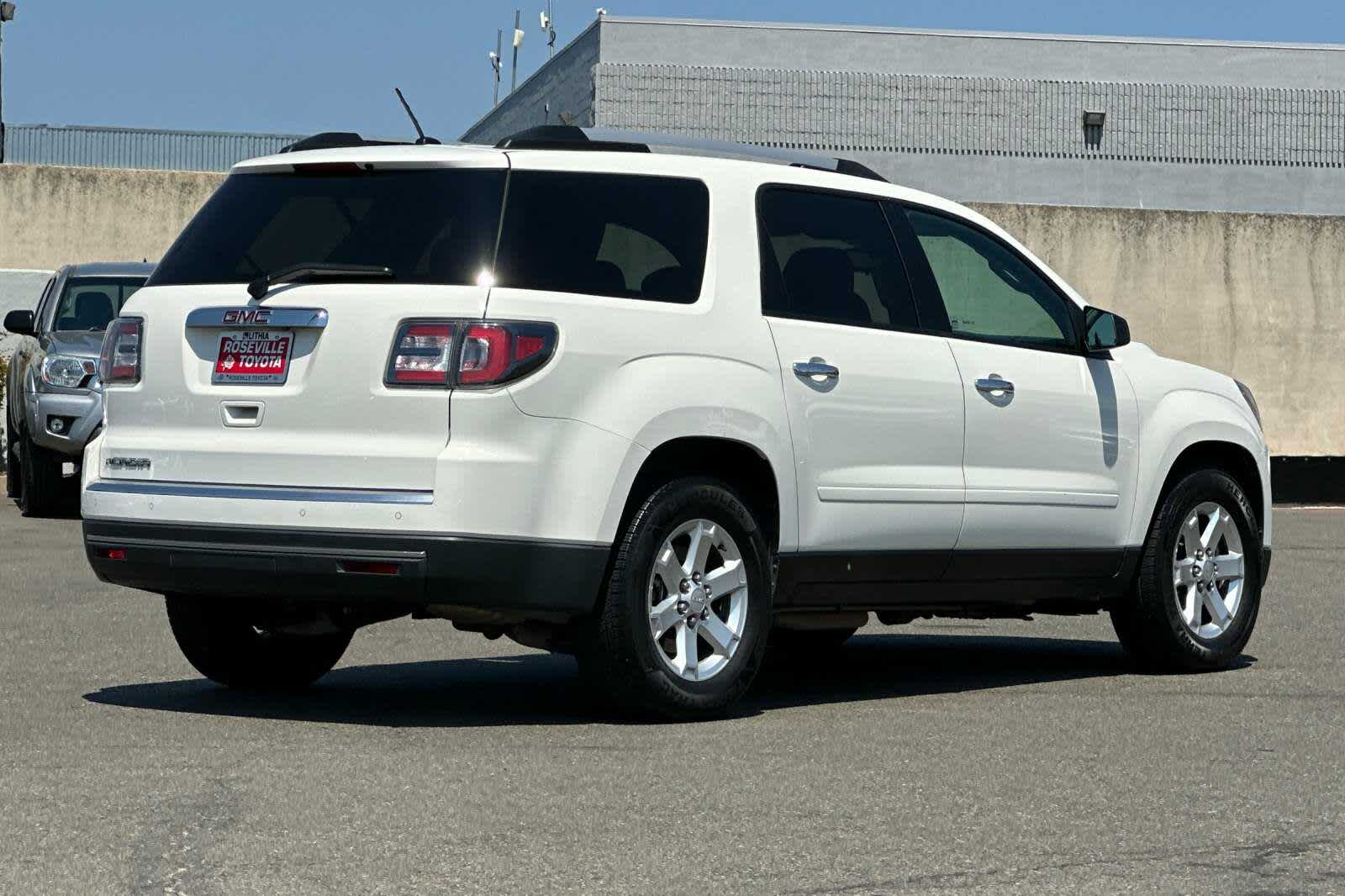 Thumbnail: 2015 GMC Acadia - 2