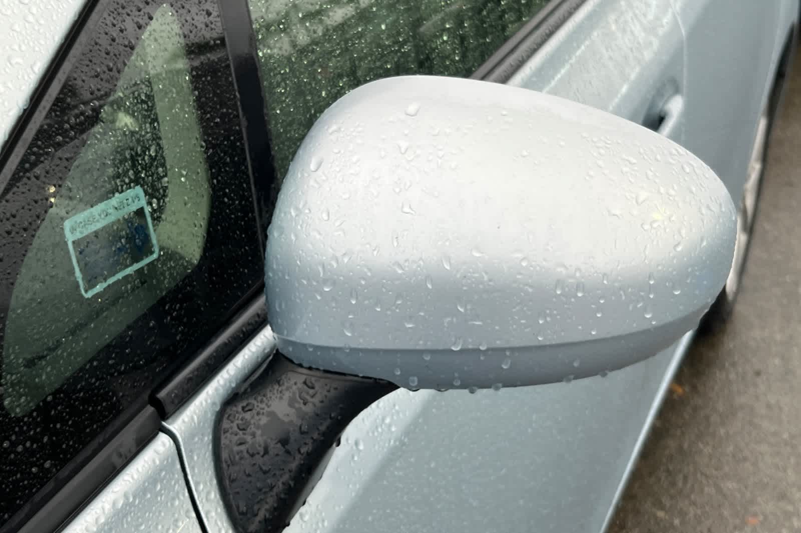 Thumbnail: 2013 Toyota Prius v - 19