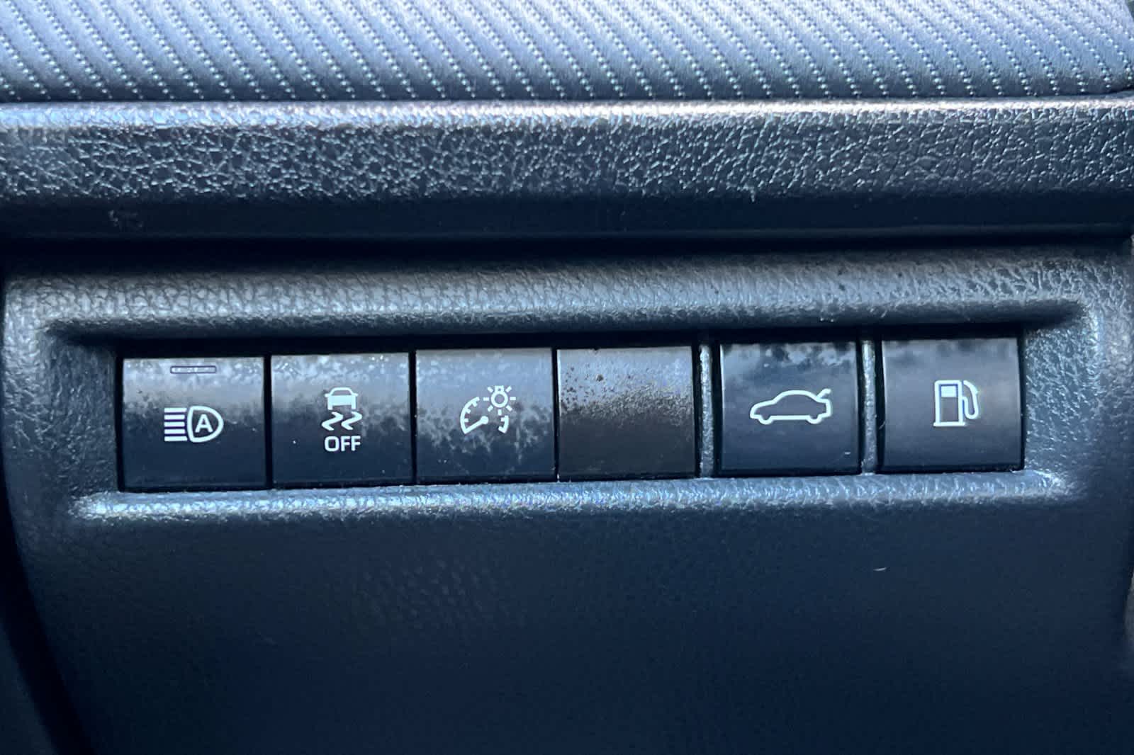 Thumbnail: 2025 Toyota Camry - 29