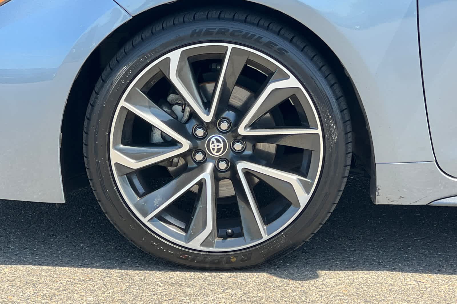 Thumbnail: 2021 Toyota Corolla - 28