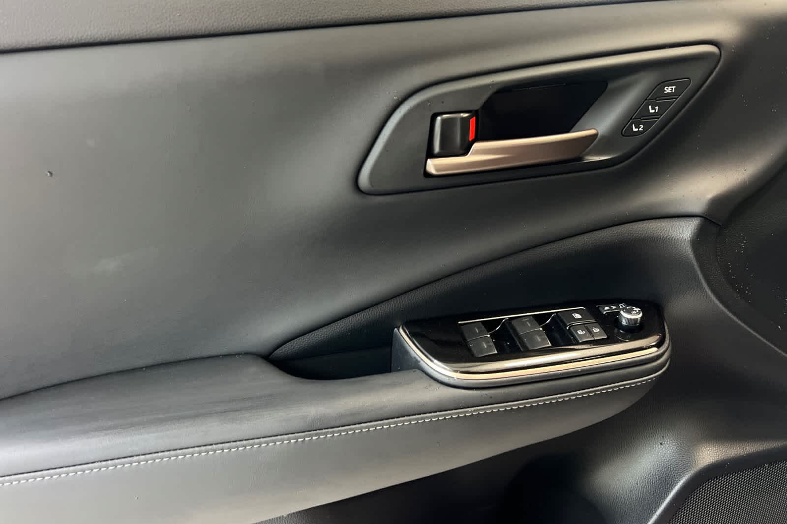 Thumbnail: 2026 Toyota Crown Signia - 12