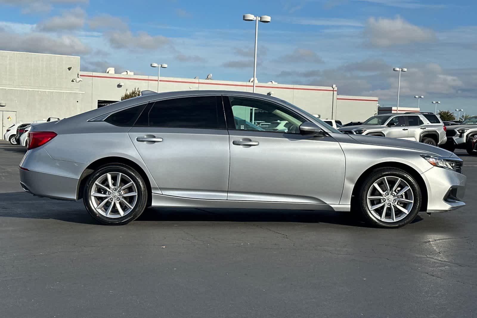 Thumbnail: 2021 Honda Accord - 6