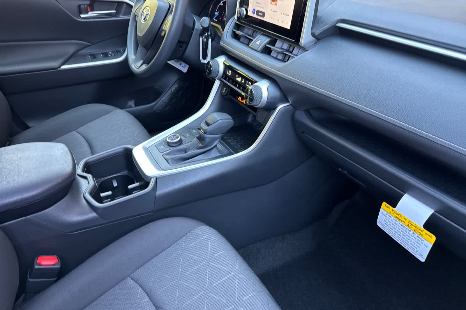 Thumbnail: 2025 Toyota RAV4 - 17