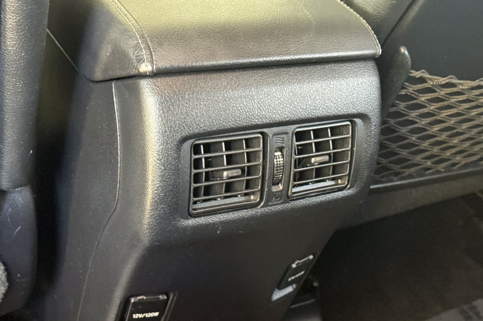 Thumbnail: 2019 Toyota 4Runner - 14