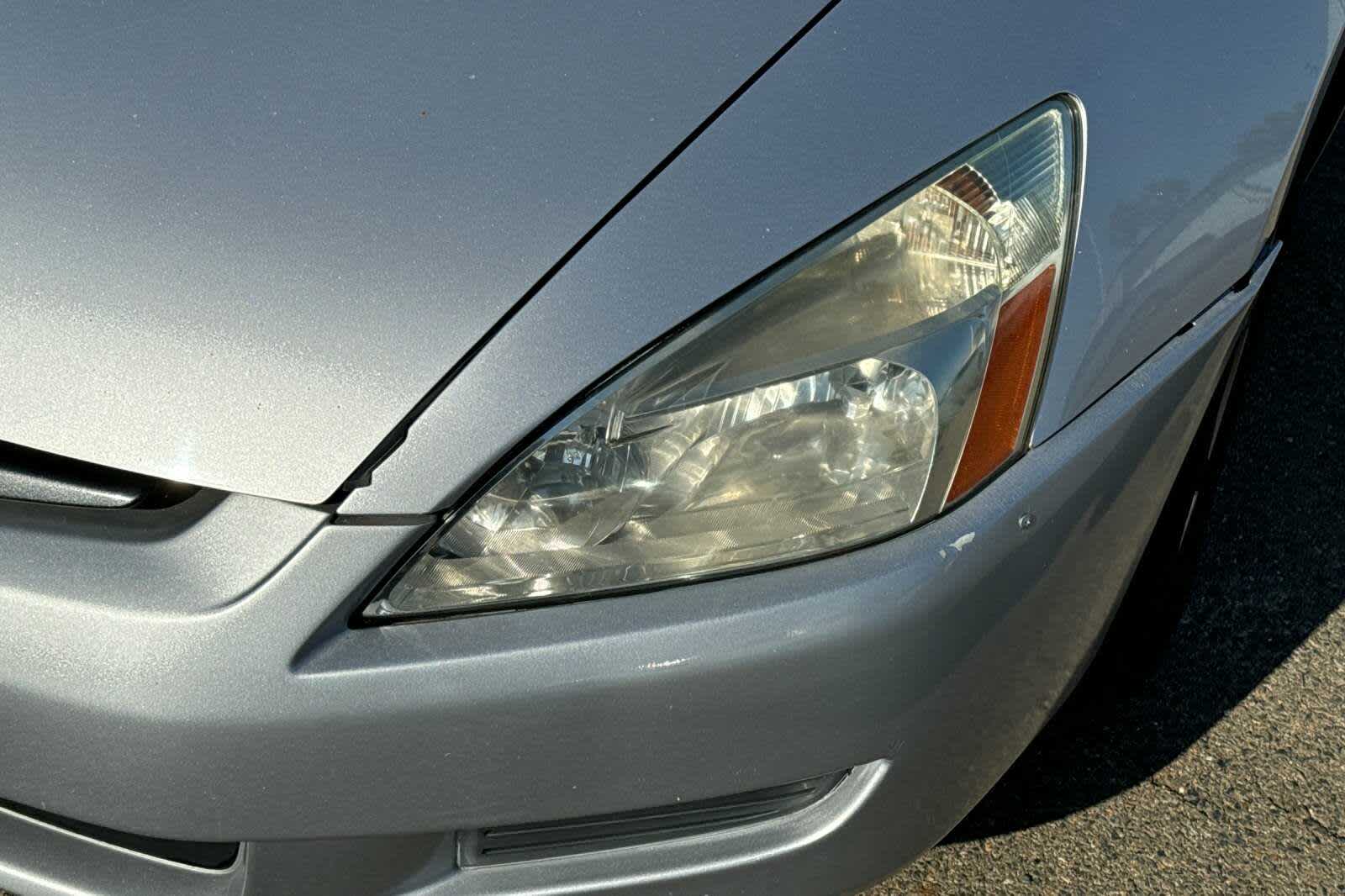 2004 Honda Accord LXi 12