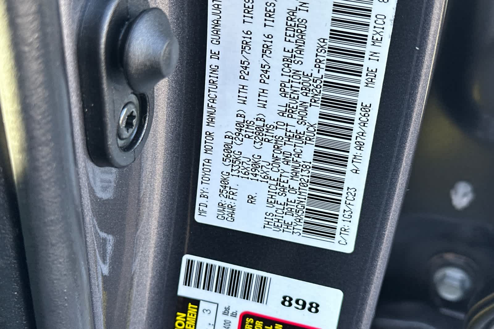 Thumbnail: 2021 Toyota Tacoma - 32