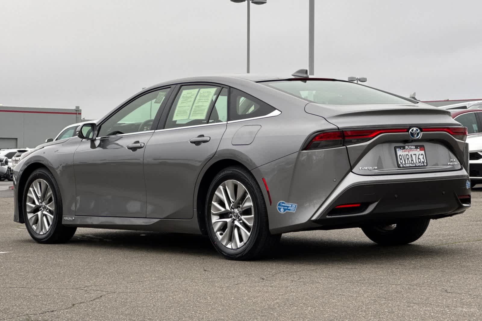 Thumbnail: 2021 Toyota Mirai - 7