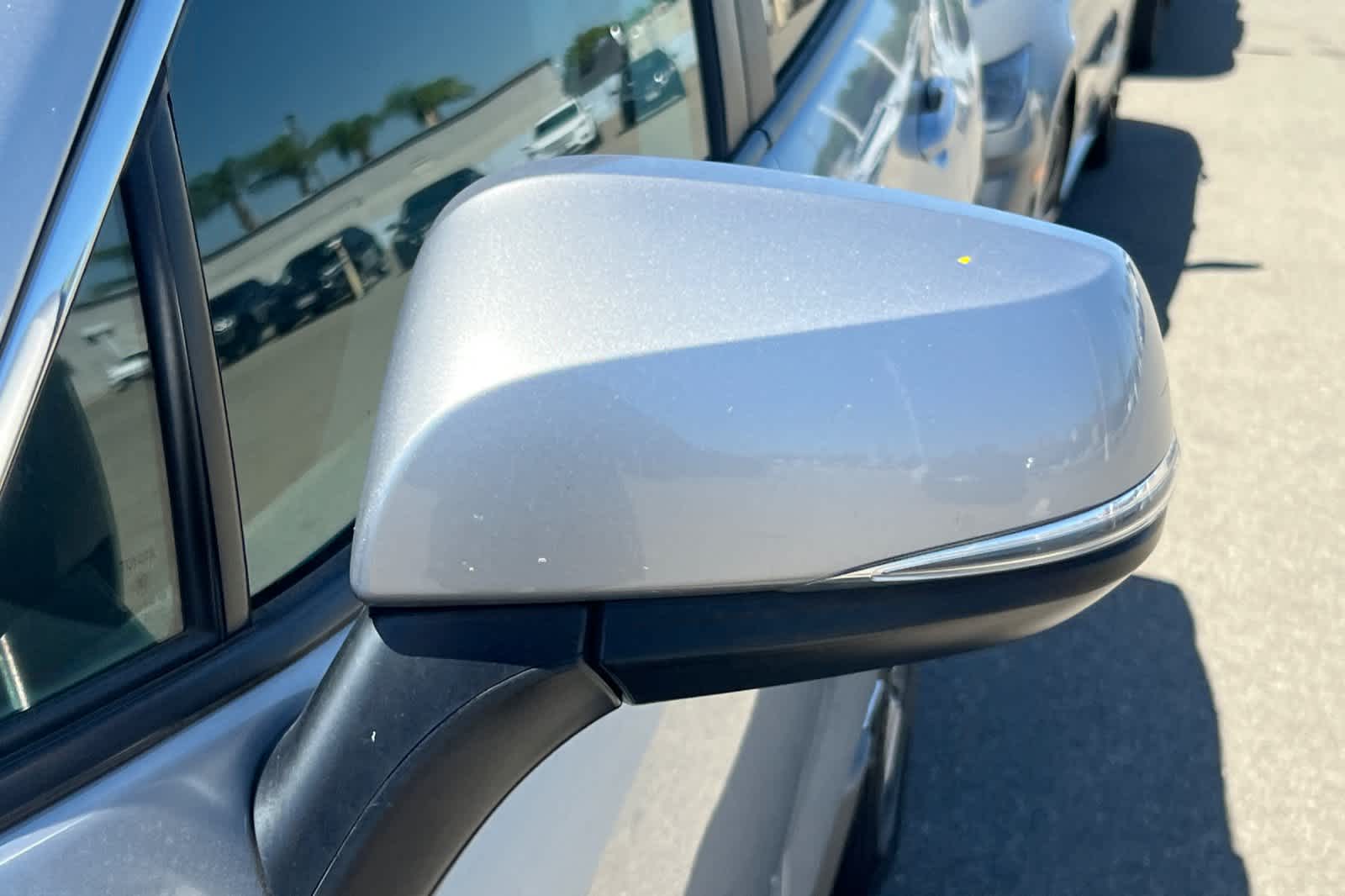 Thumbnail: 2022 Toyota RAV4 - 9