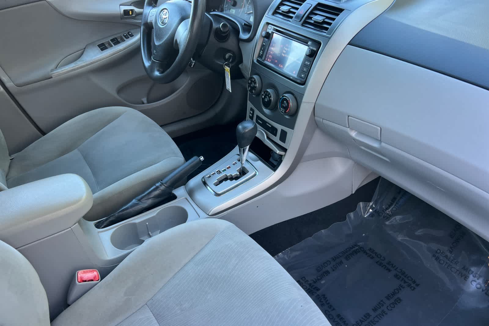 Thumbnail: 2013 Toyota Corolla - 15